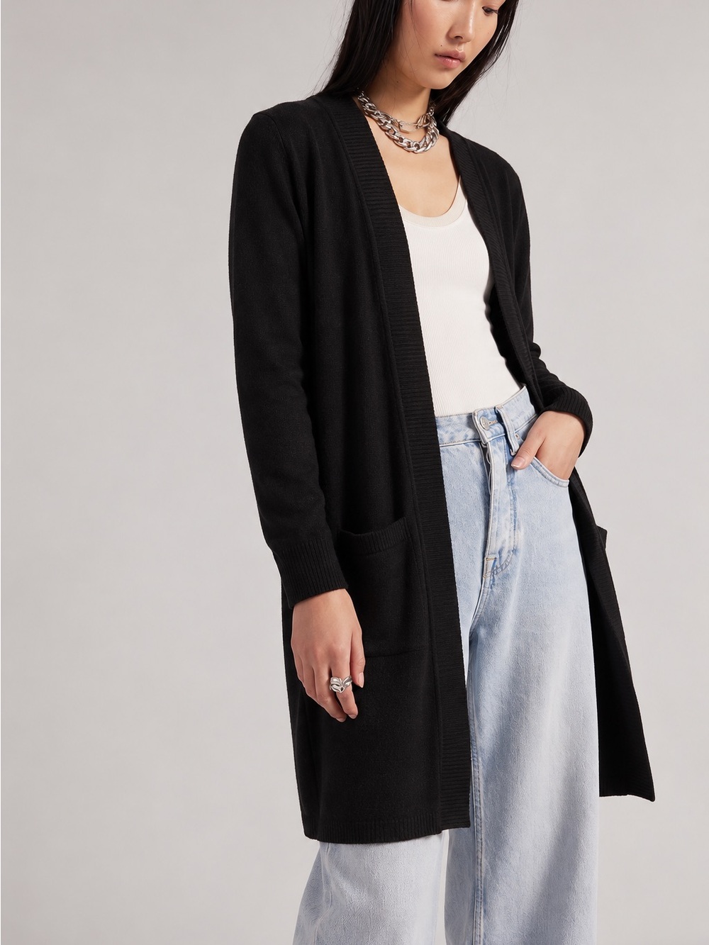 233. Black Open-Front Long Cardigan Sweater - Unbranded